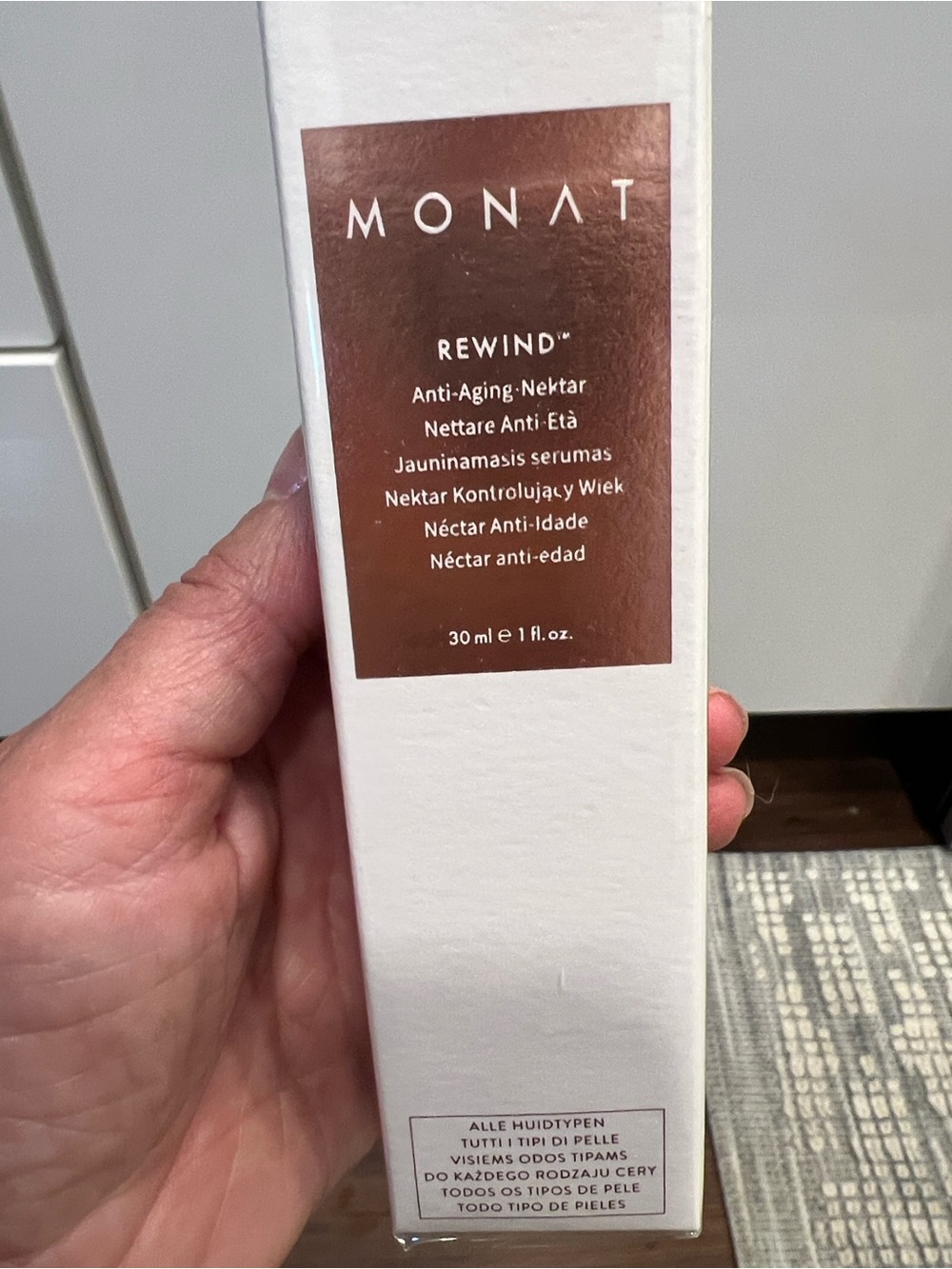 Monat Rewind Anti-Aging Serum - White & Rose Gold Panel